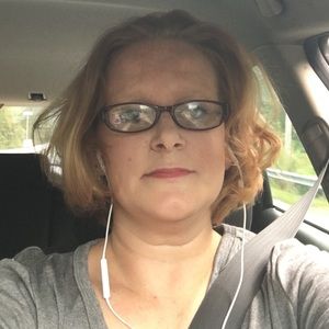 Meet your Posher, Cara